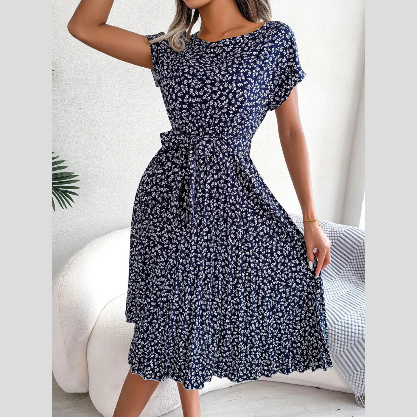 ALESSIA™ - ELEGANT AND FLATTERING DRESS