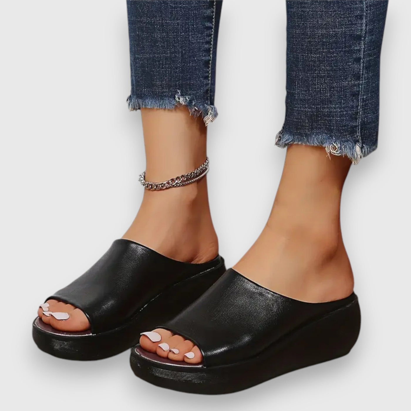 Amelie - Soft Faux-Leather Sandal