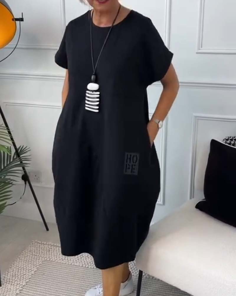 Zuzanna | Airy Summer Dress with Round Neckline