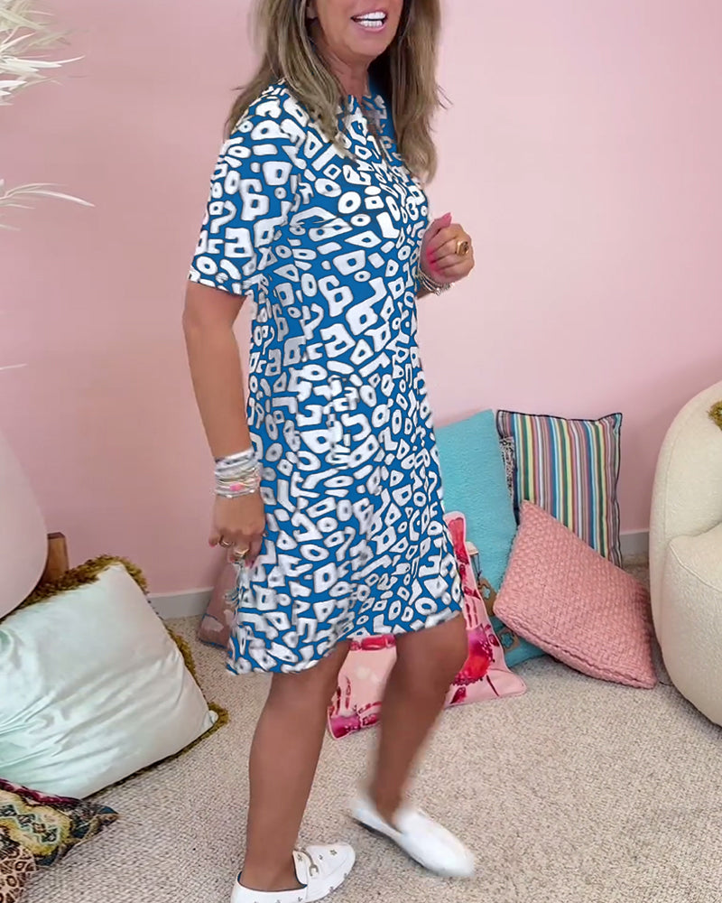 Viaro™ | Printed Dress, V-Neck and Pockets