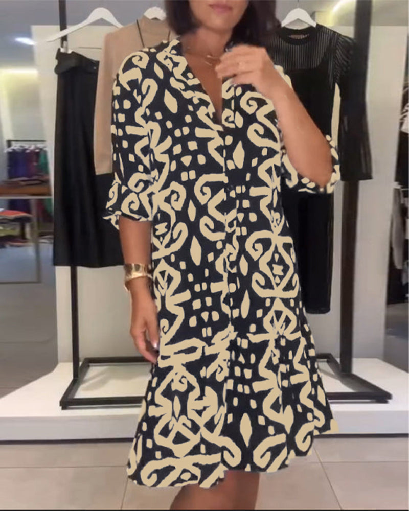 Solène | Elegant Printed V-Neck Dress