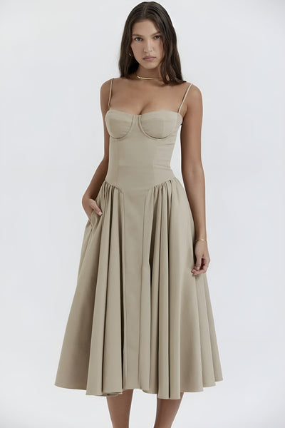 Camilla™ | Sleeveless Dress with Corset Fit