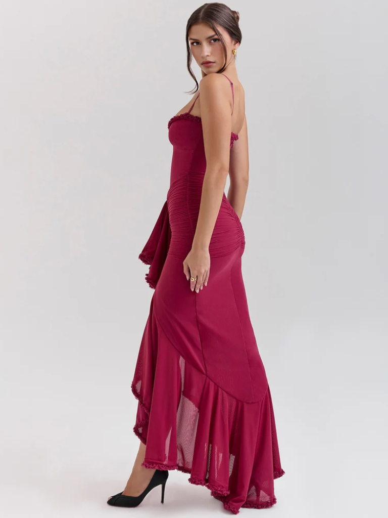 Vivienne™ | Maxi dress with ruffles, lace detail and high slit