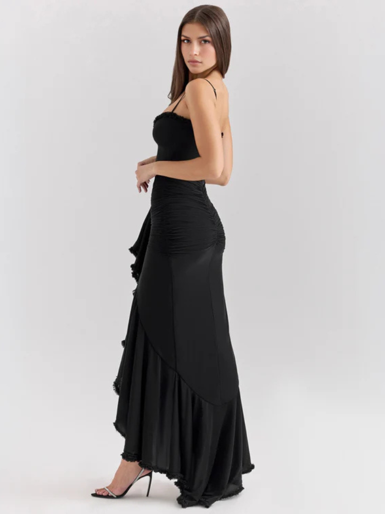 Vivienne™ | Maxi dress with ruffles, lace detail and high slit