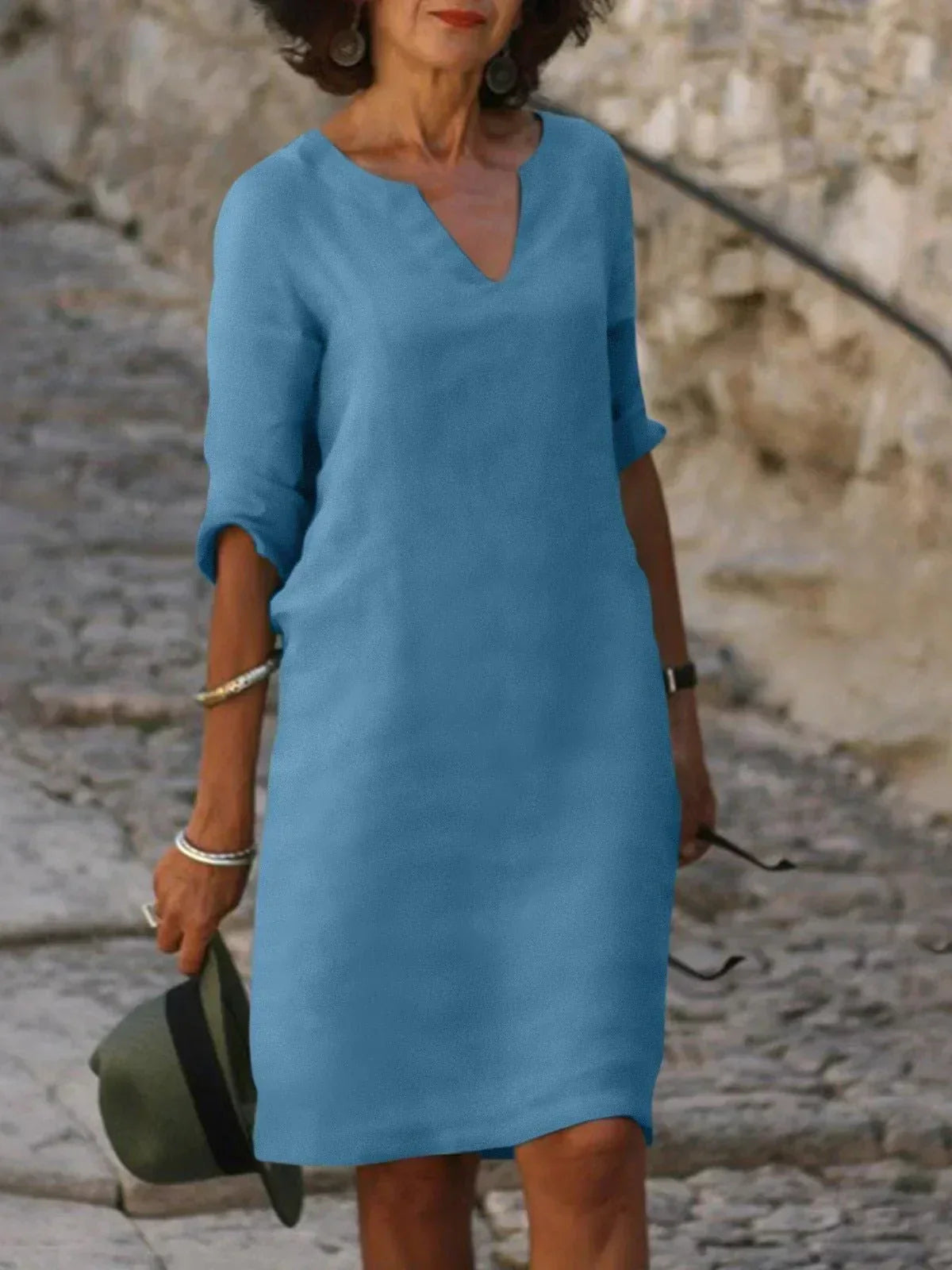 Berry | Elegant V-Neck Dress