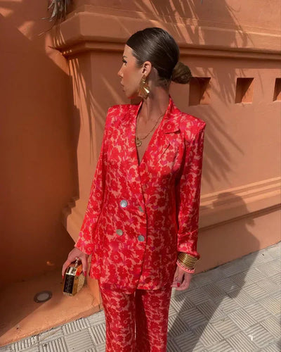 Kelly™ | Elegant and Chic Blazer Suit for a Refined Style