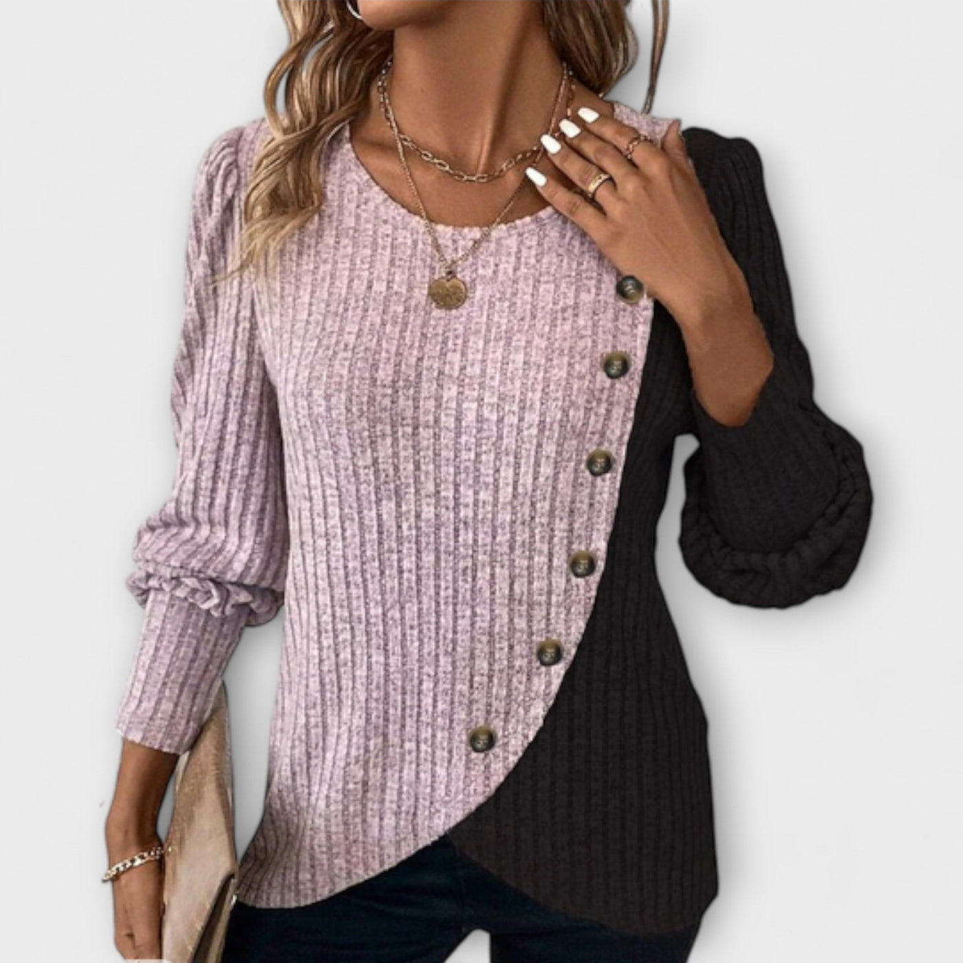 Calista – Colourful Elegance in Colourblock T-shirt