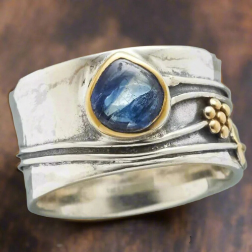 Bree - Bohemian gemstone meditation ring