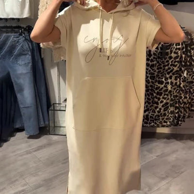 Mia™ | Casual dress with hood and feminine fit