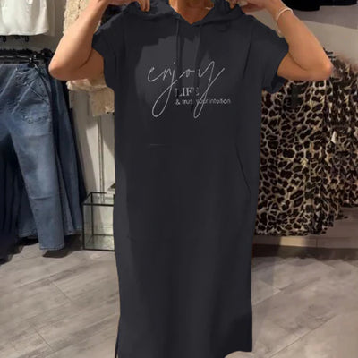 Mia™ | Casual dress with hood and feminine fit