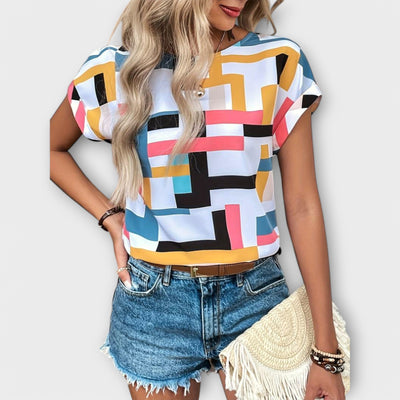 Chloe – The Perfect Short Sleeve Blouse with Round Neck