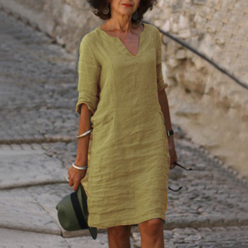 Berry | Elegant V-Neck Dress
