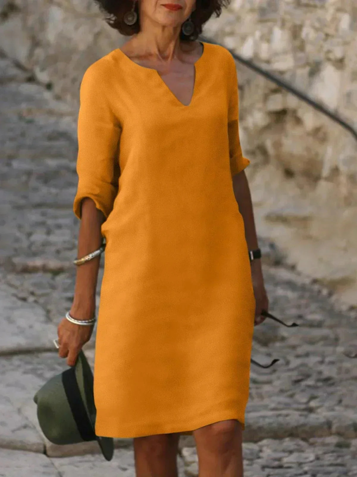Berry | Elegant V-Neck Dress