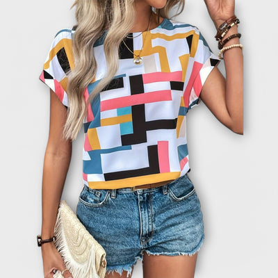 Chloe – The Perfect Short Sleeve Blouse with Round Neck